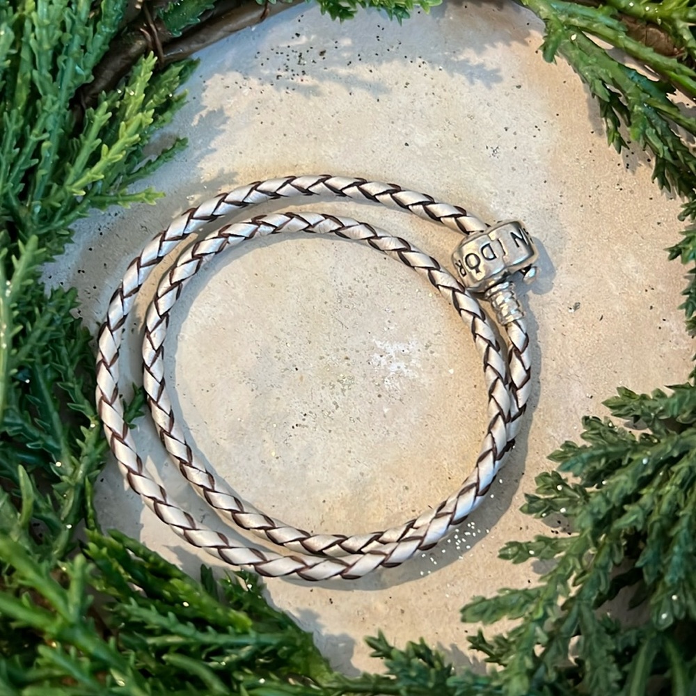 Gorgeous, white leather Pandora bracelet. Authentic.